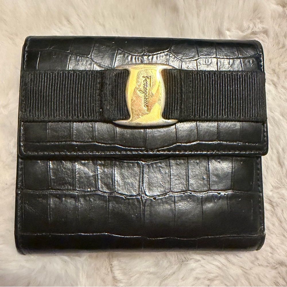 Salvatore Ferragamo Vara bow kiss lock small wallet